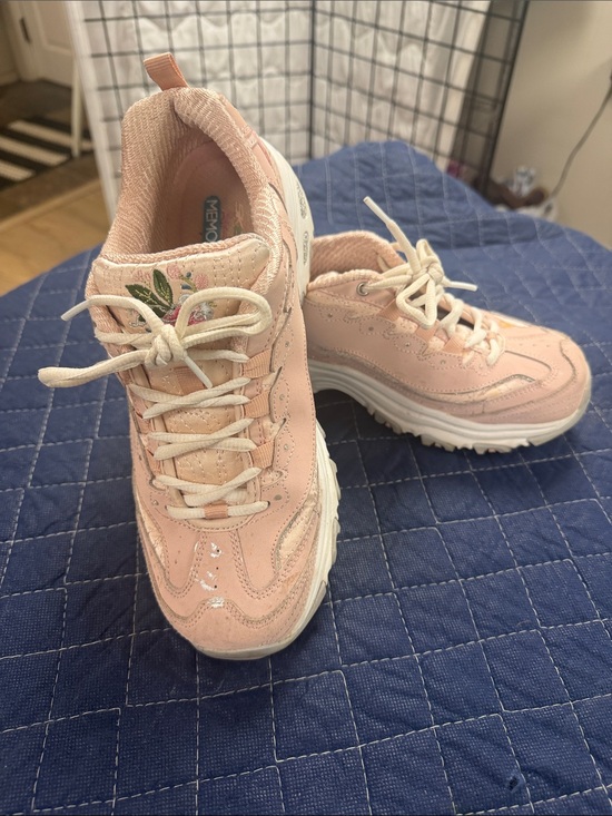 Skechers Shoes - Skechers Pink Embroidered Lace-Up Platform Sneakers